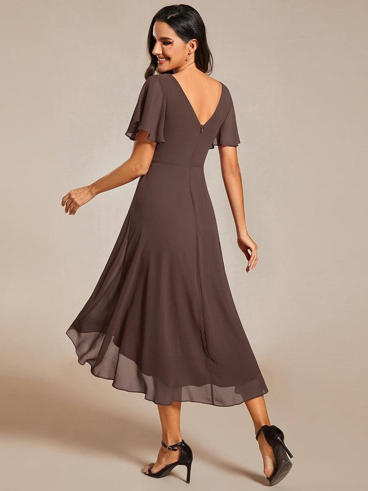 Chiffon Hoch-Tief Hochzeitsgastkleid mit V-Ausschnitt und kurzen Ärmeln 157