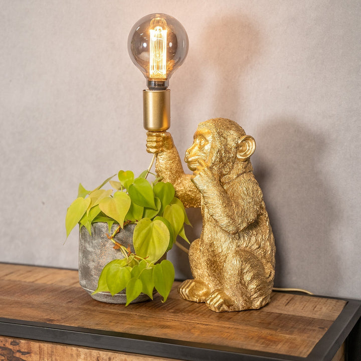 Luksuriøs gylden abe bordlampe – GoldenChimp