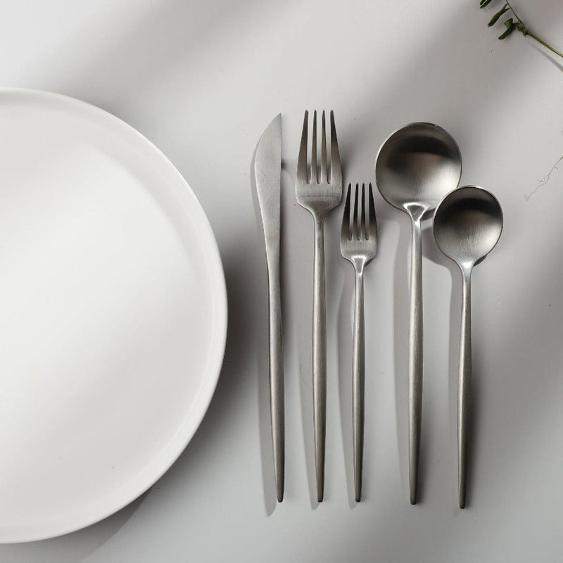 Cubiertos minimalistas para mesas modernas - PureSet