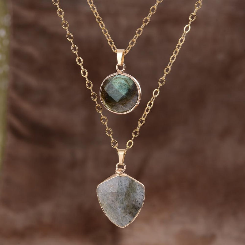 Labradorite Protective Chain – Valoria