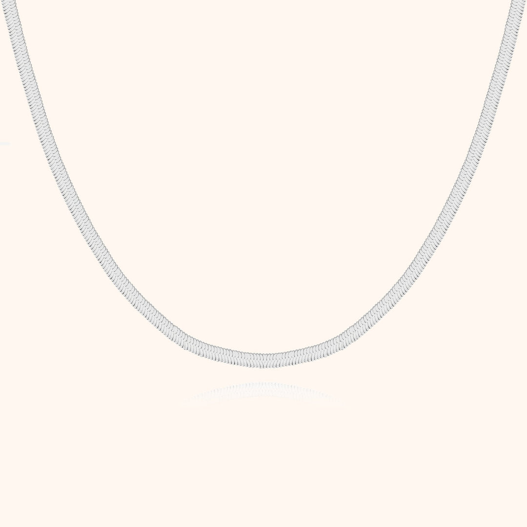Stylish Flat Chain – Helena