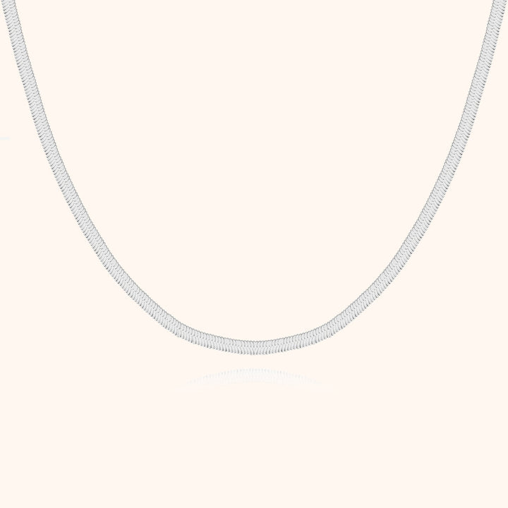 Stylish Flat Chain – Helena