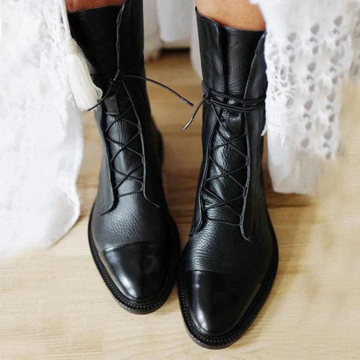 Women's leather ankle boots – Mirelle