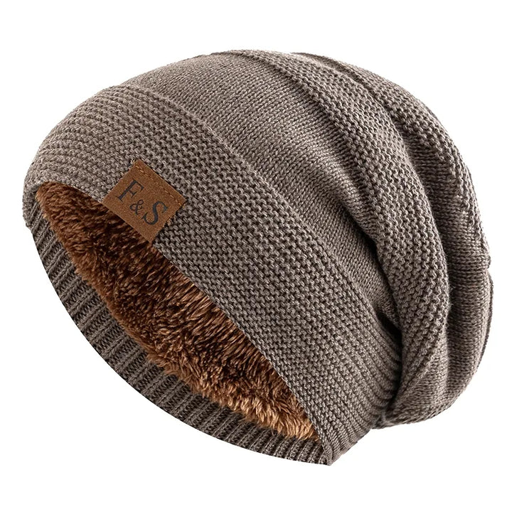 Warm winter hat with fleece lining - Luna