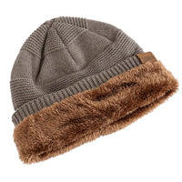 Warm winter hat with fleece lining - Luna