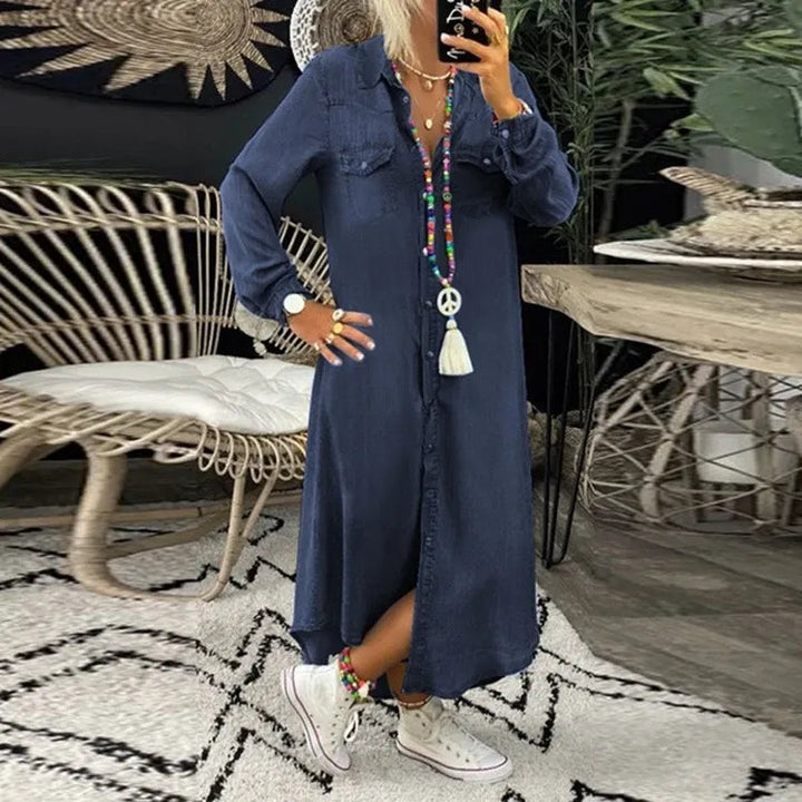 Trendy Denimkleid mit Knopfleiste und Taschen – Isaline