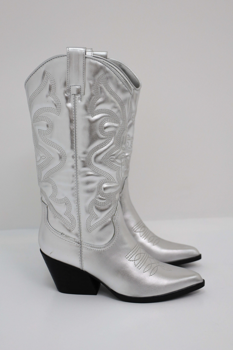 Trendy Cowboy Boots for Women - Dakota