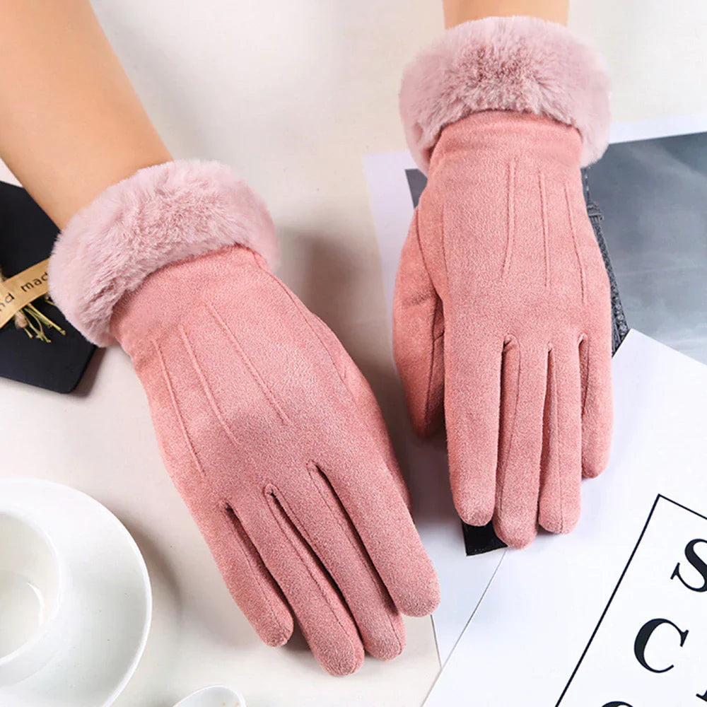 Trendy women's gloves made of suede - Mirella