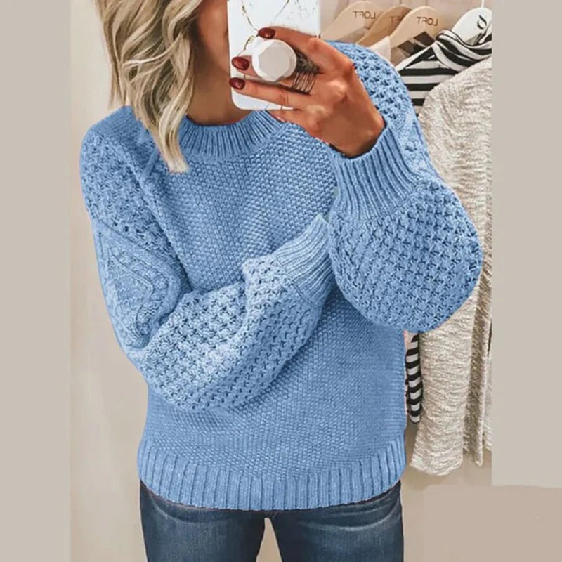 Damenpullover aus blauer Wolle, Strickmuster, lange Ärmel, modisch, bequem.