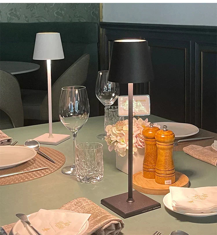 Wireless Rechargeable Table Lamp - Lumière Monsieur