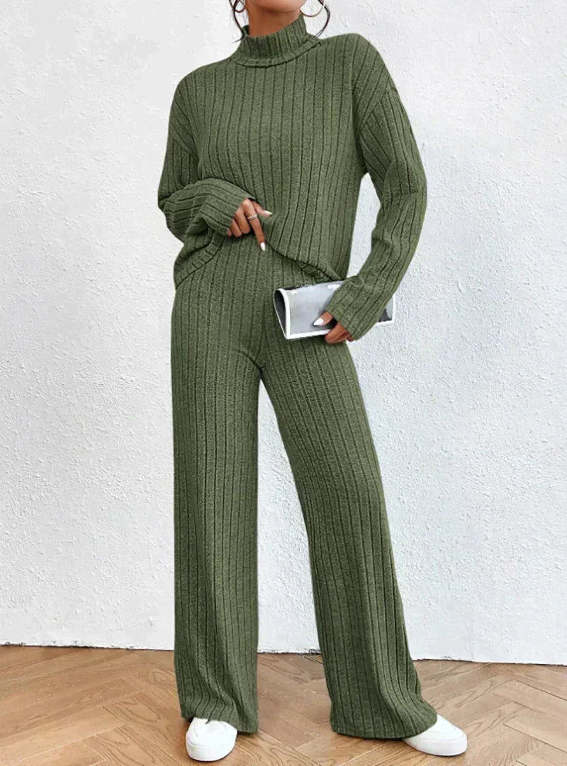 Knitted Women's Outfit - Emma