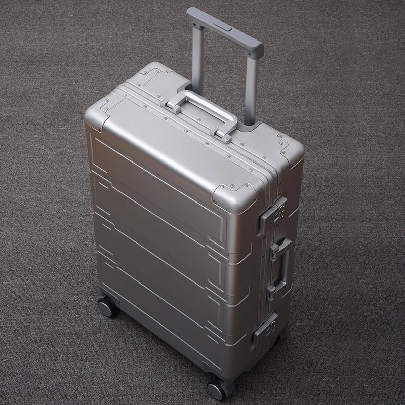 Full aluminum hard shell case – Pristina