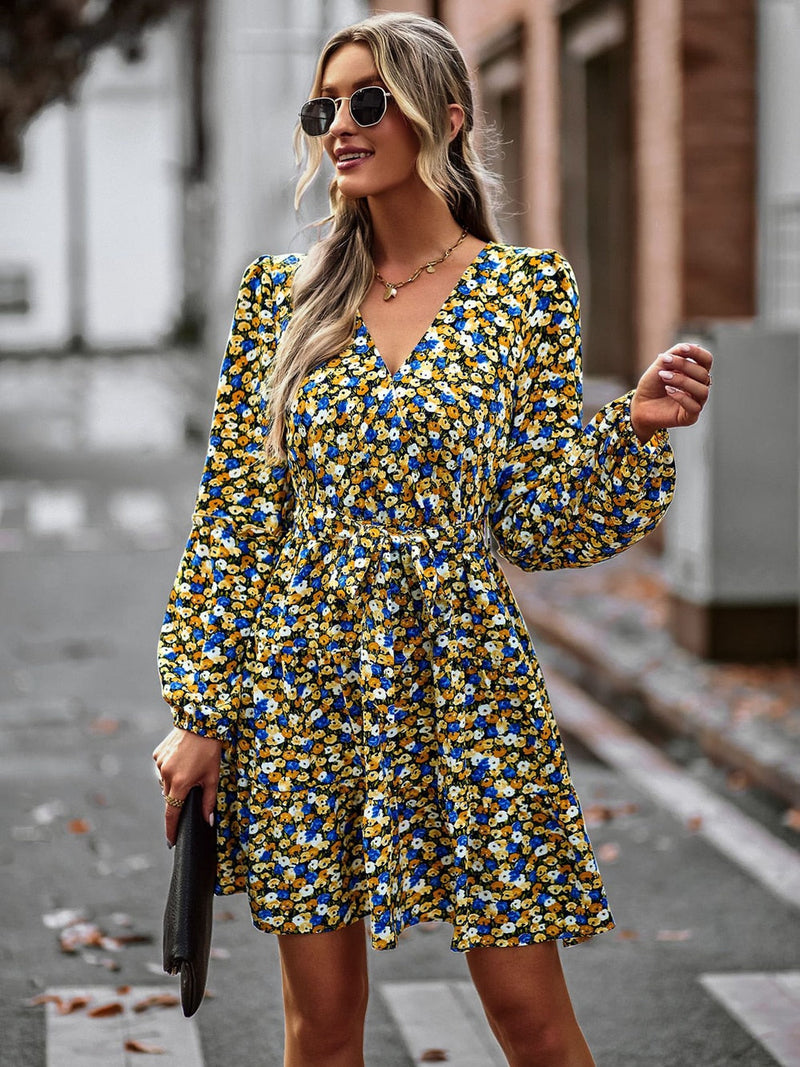 Flared mini dress with belt and ruffles – Noëlle