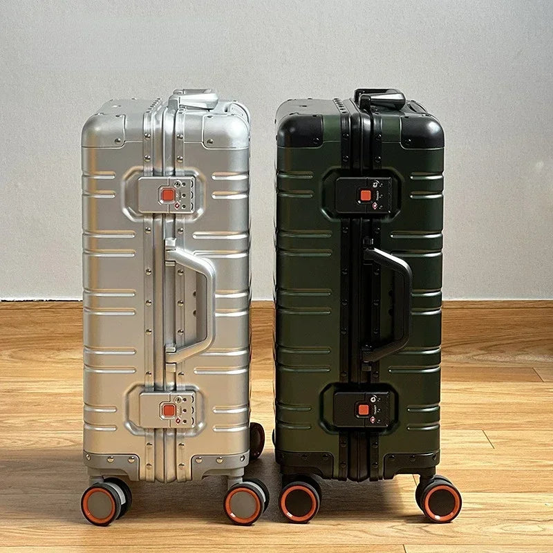 Aluminum-Magnesium Case – Vienna Voyager