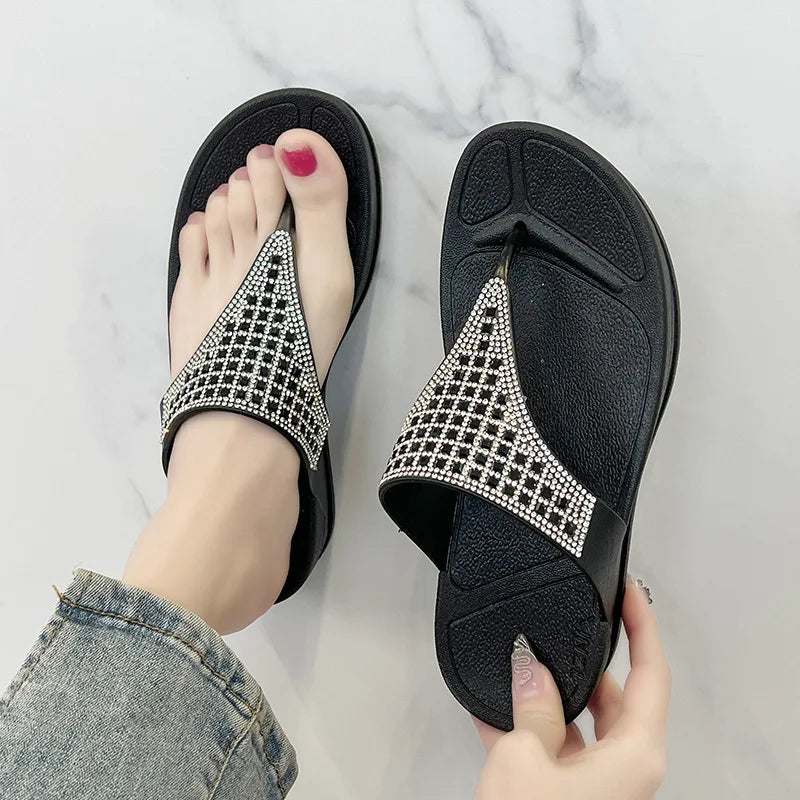 Comfortable women's platform slippers with rhinestones – Geneva