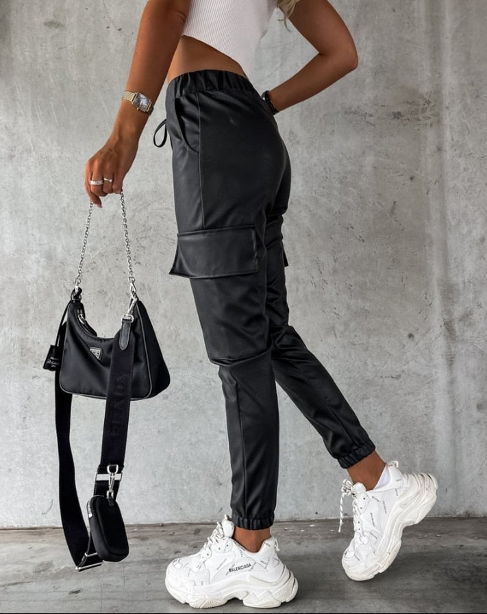 Leather-look cargo pants for women - Jade