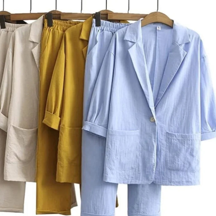 Luftig y Estiloso Conjunto de Dos Piezas con Chaqueta y Pantalón Recto para Mujer – Sorella