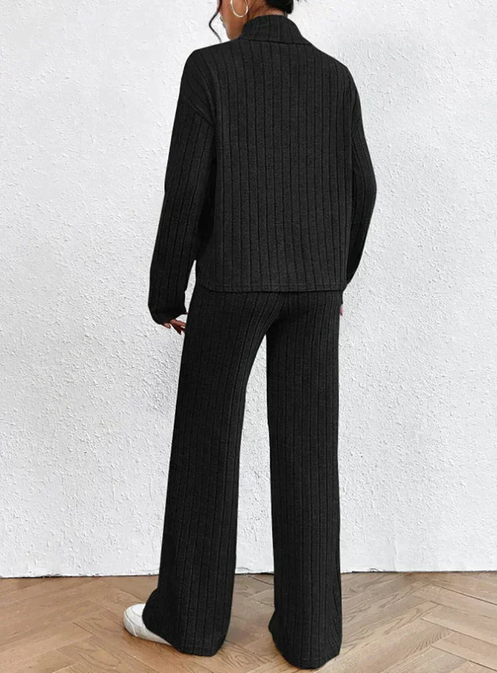 Knitted Women's Outfit - Emma