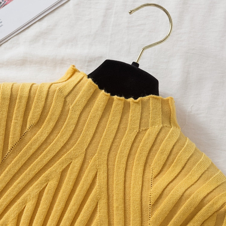 Women's knitted sweater with turtleneck and long sleeves – Elodie
