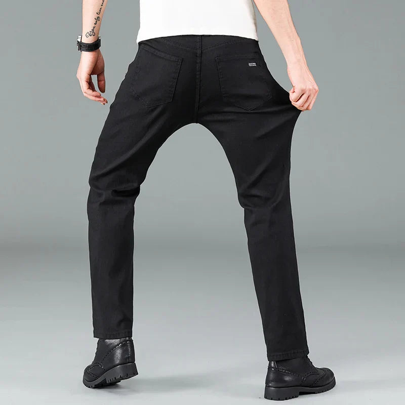 Herre Straight Fit Jeans i sort med stretch – Milan