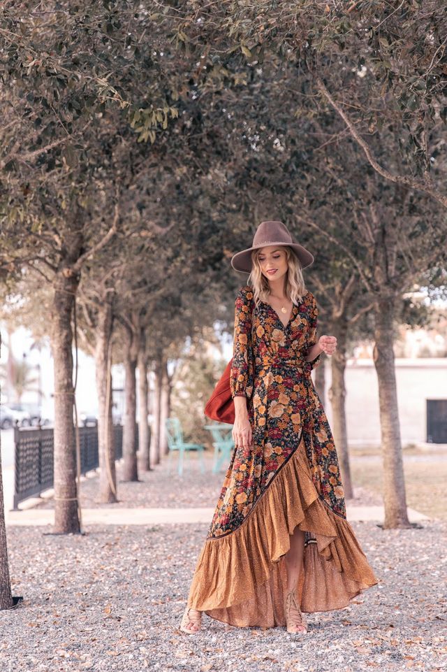 Vestido midi con estampado de flores - Lily
