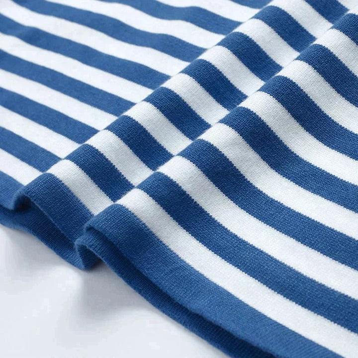 Elegant Striped T-Shirt Made of Lightweight Fabric - StripesLight