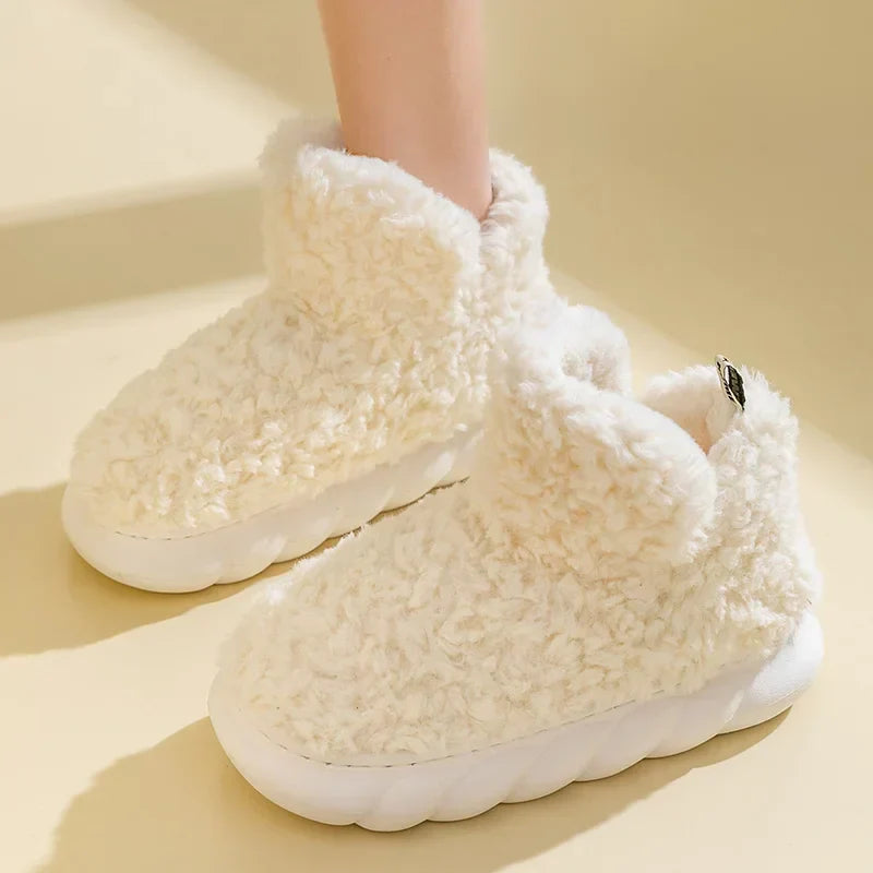 Warm women's slippers made of cotton & plush – CozySteps