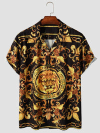 Camisa de hombre de manga corta expresiva con patrón barroco y motivo de león – Dante