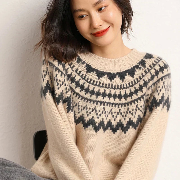 Comfortable knitted sweater for women - Chloe