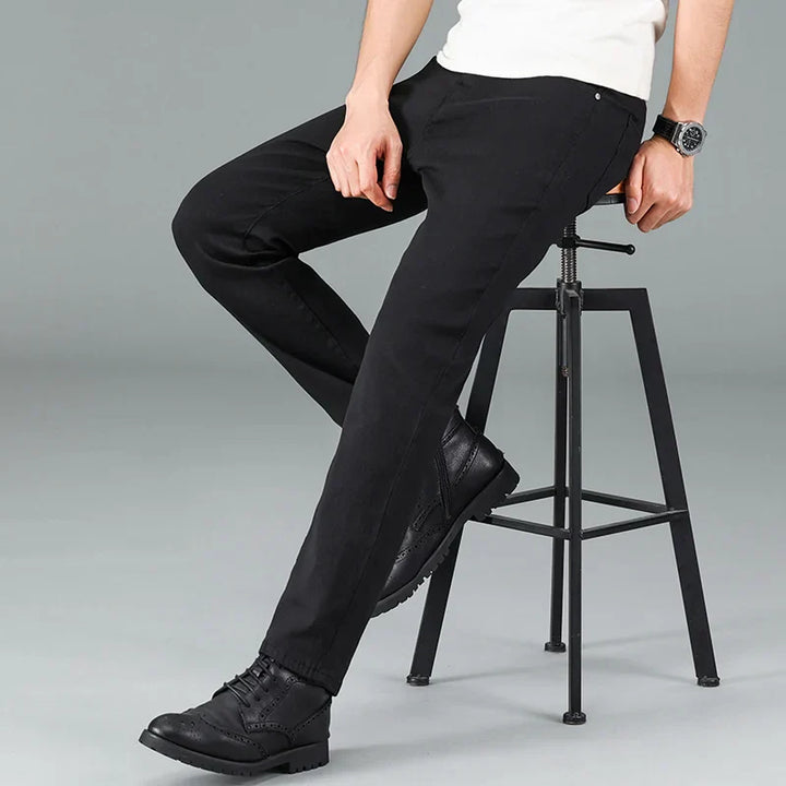 Herre Straight Fit Jeans i sort med stretch – Milan