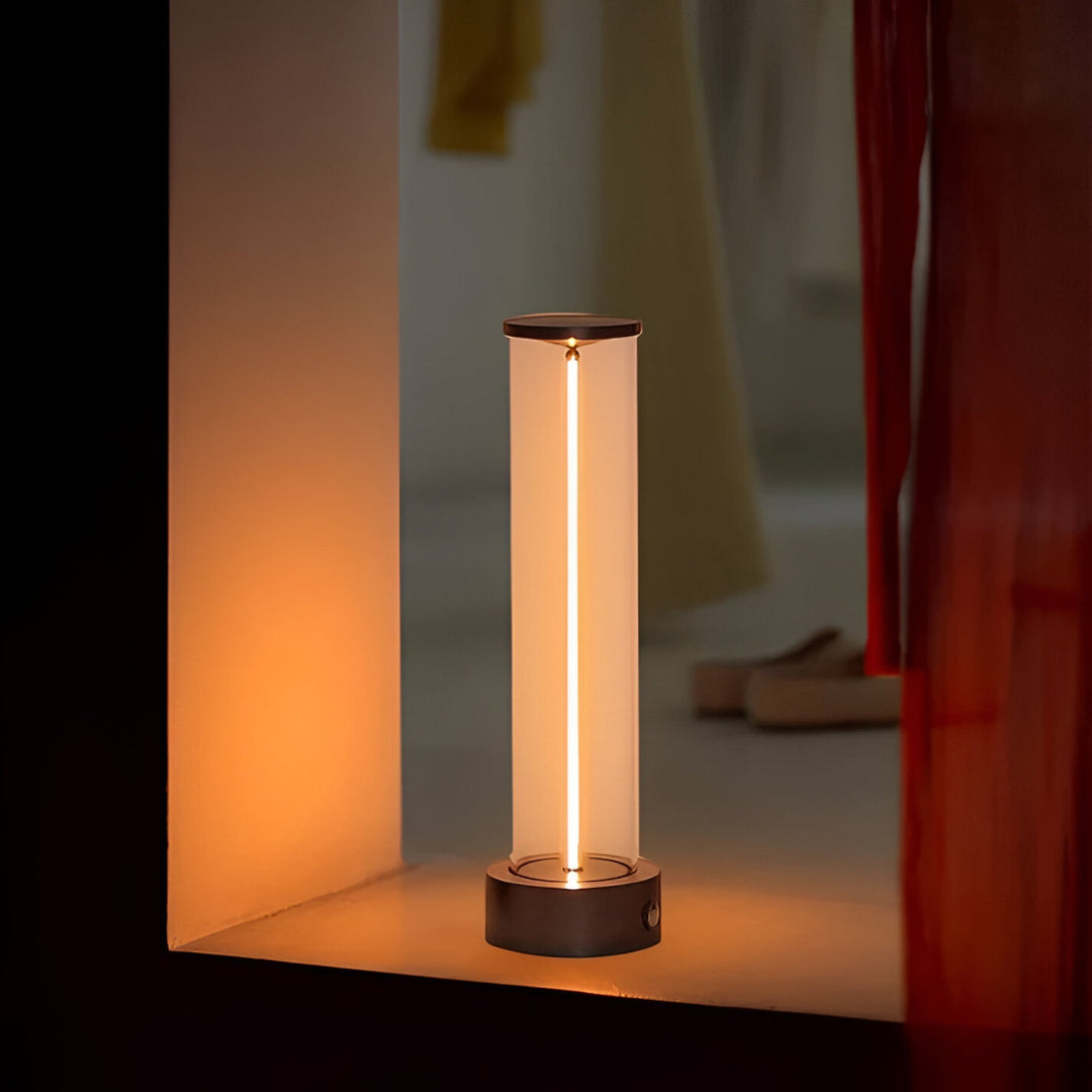 Lys sverd bordlampe med justerbar lysstyrke – Kyra