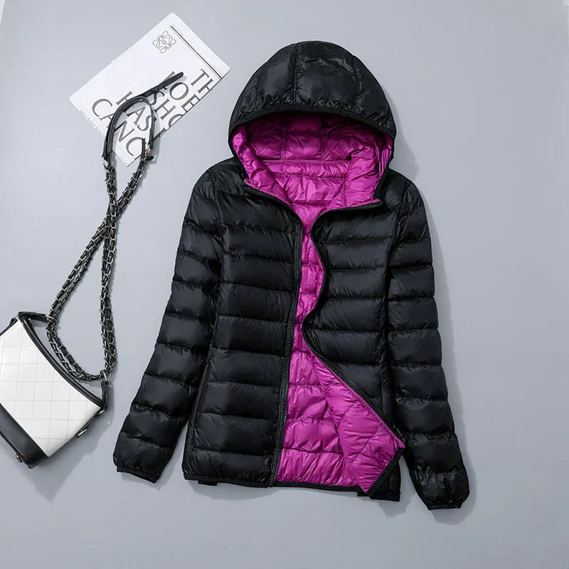 Wendbare Daunenjacke mit Kapuze – Soraya