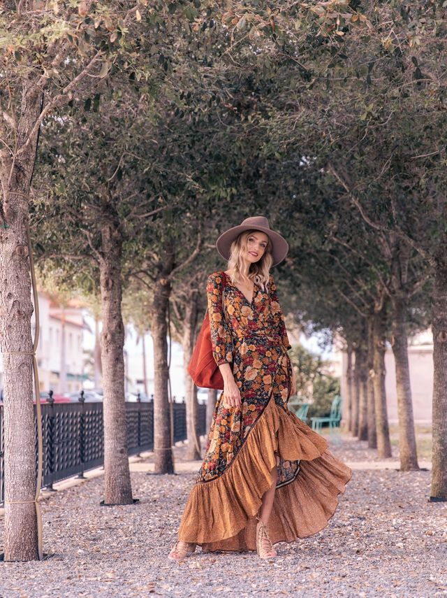 Vestido midi con estampado de flores - Lily