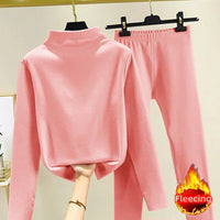 Two-piece women's winter set with fleece pullover and pants – Eva