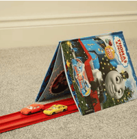 Flexible racetrack with vehicles – Zoomzy