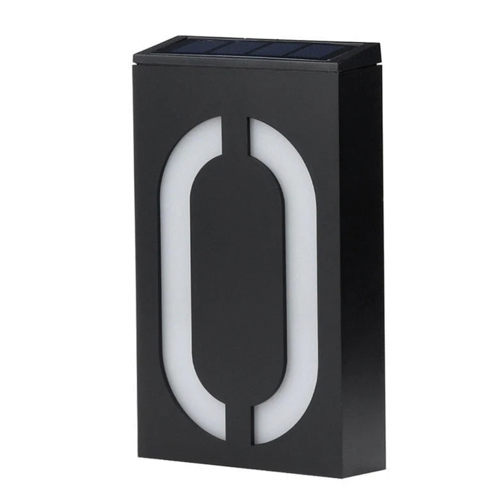 Oplyst husnummer med solenergi - SolarSign