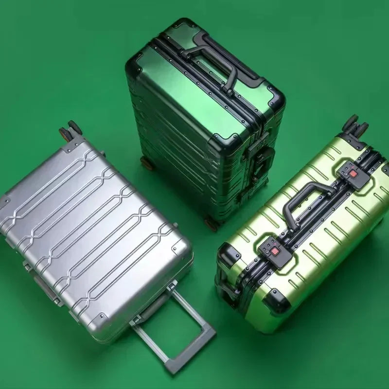 Aluminum-Magnesium Case – Vienna Voyager