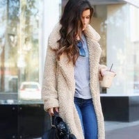 Trendy varmere lang teddyfrakk for kvinner - Isla