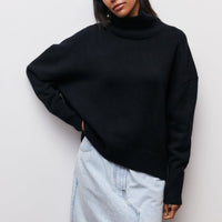 Soft Oversized Women's Turtleneck Sweater - Celeste
