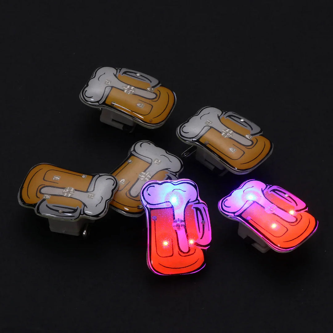 LED Anstecknadeln Bierkrug – LichterFreude Oktoberfest 2025