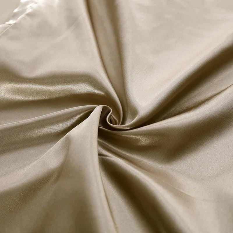 Luxurious Bedding Set – SilkEssence