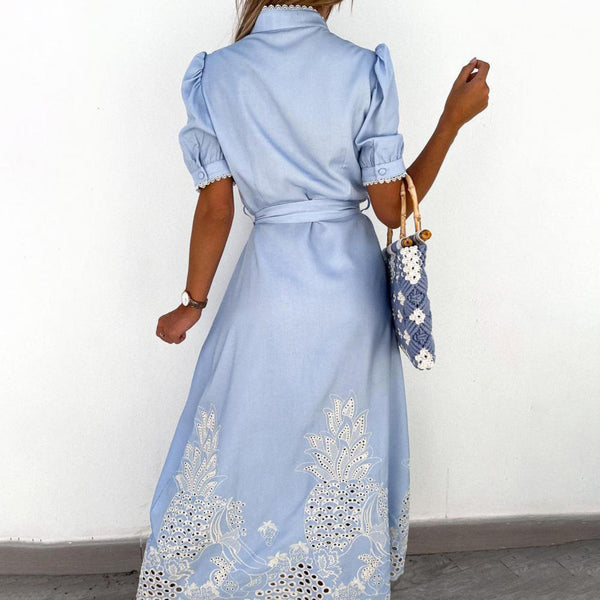 Vestido maxi con bordado – Celeste
