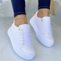 White leather sneakers with metal chain – ComfortStep