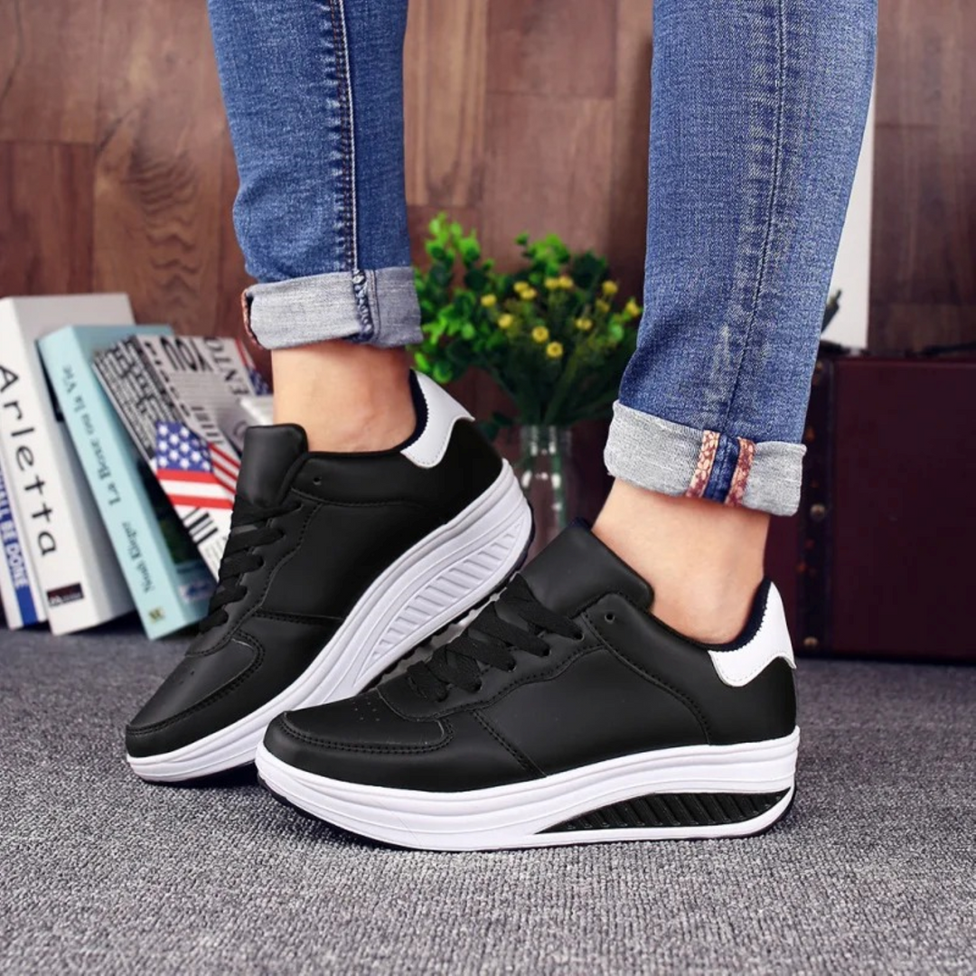 Zapatillas ortopédicas para mujer de cuero negro – FlexiStep