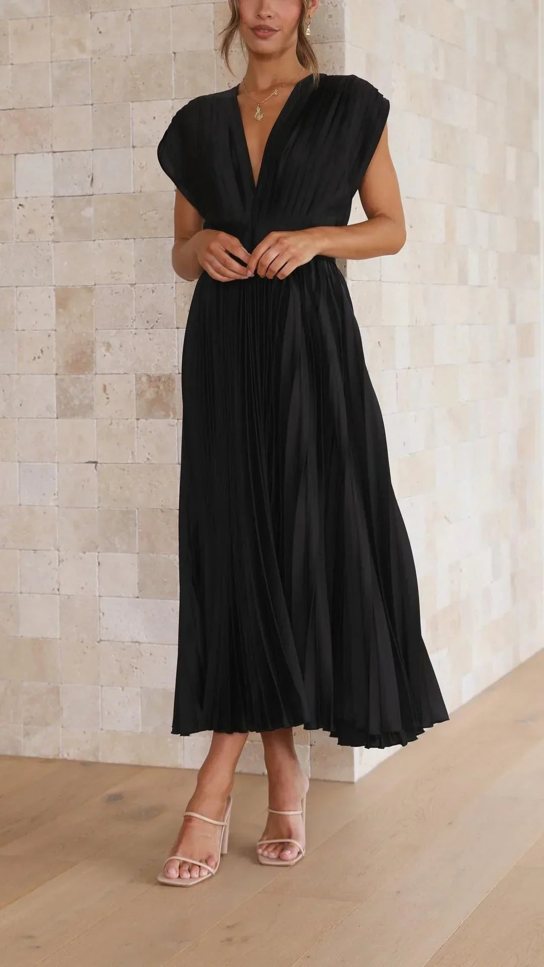 Trendy V-neck Dress with Bow Closure - Isabella
