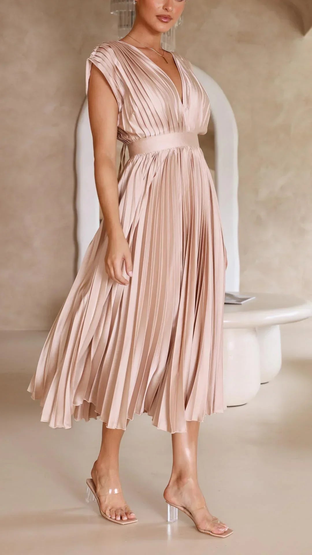 Trendy V-neck Dress with Bow Closure - Isabella