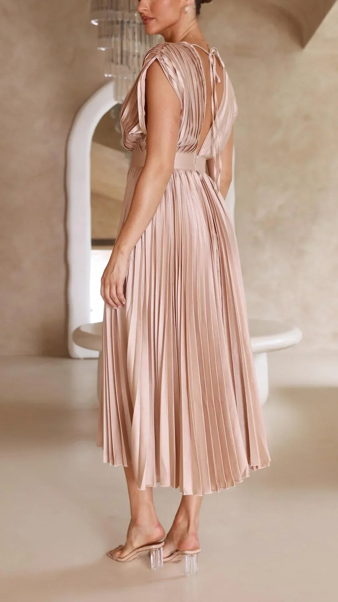Trendy V-neck Dress with Bow Closure - Isabella