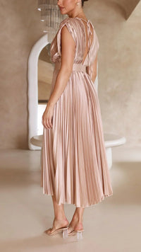Trendy V-neck Dress with Bow Closure - Isabella