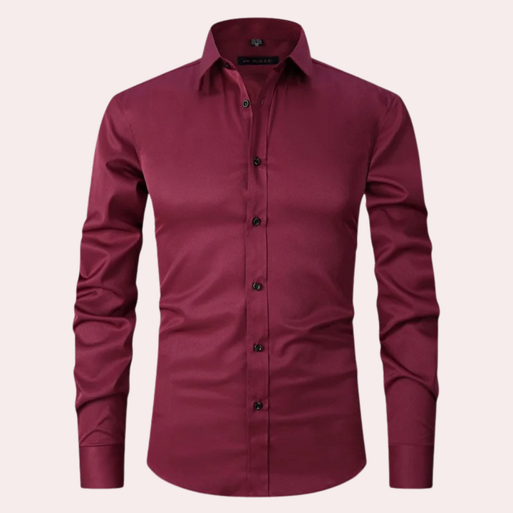 Bordeauxrotes Herrenhemd, Stretch, langärmelig, Knopfleiste, elegantes Design.