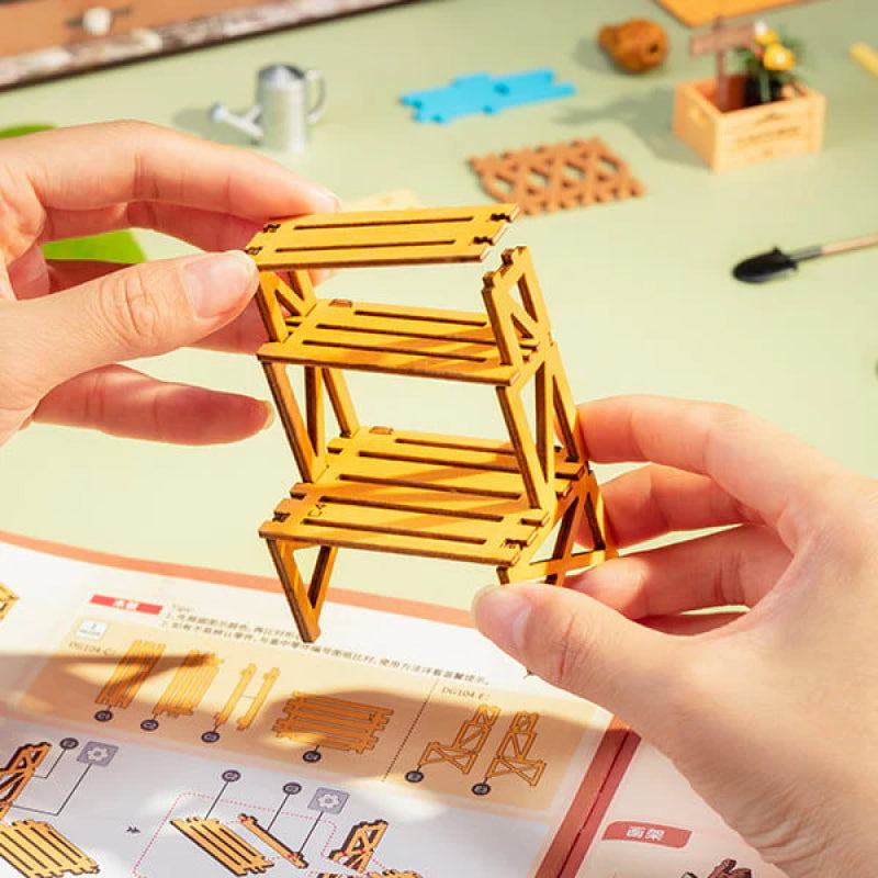 Miniature DIY Garden House Kit – BloomHaus